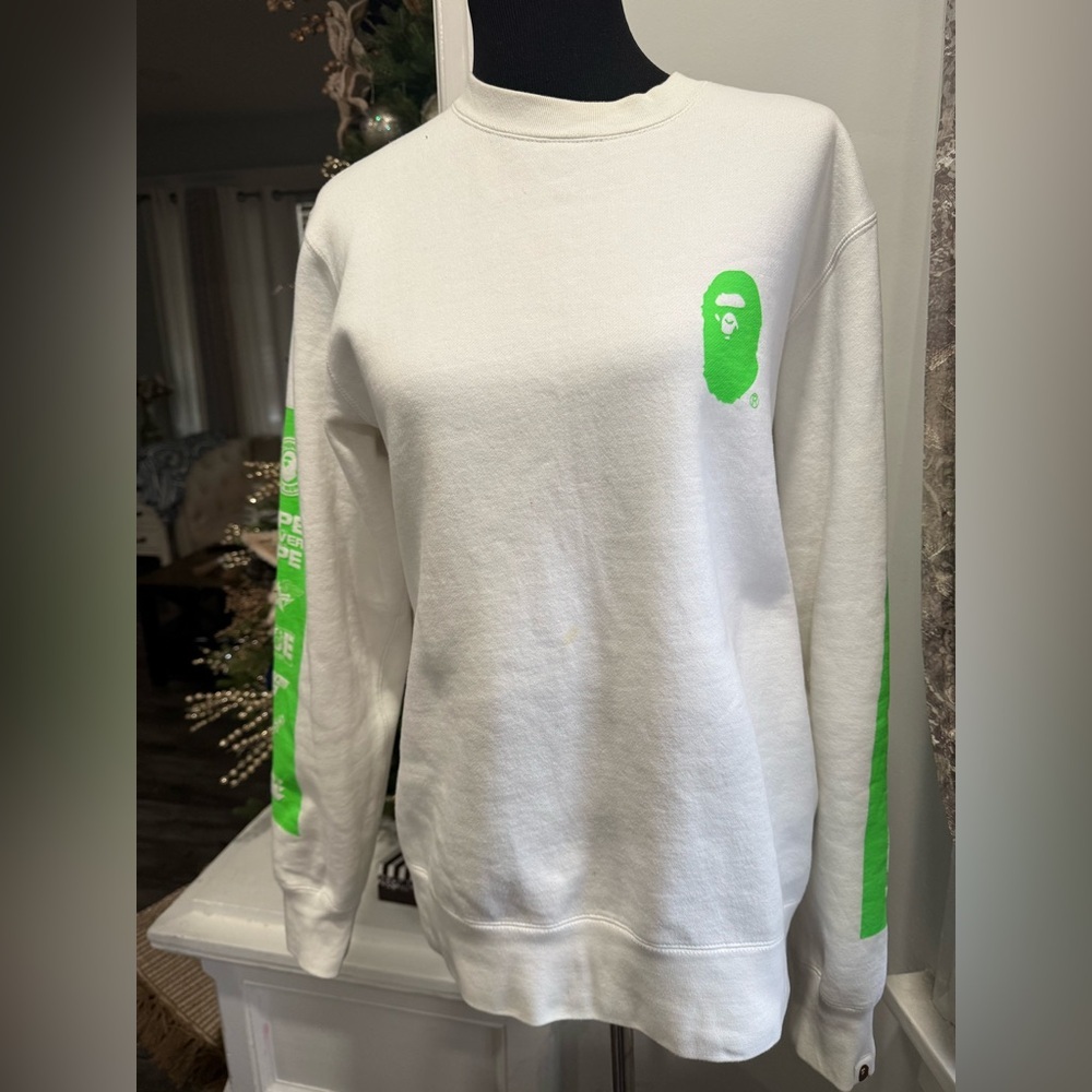 A BATHING BAPE SWEATSHIRT